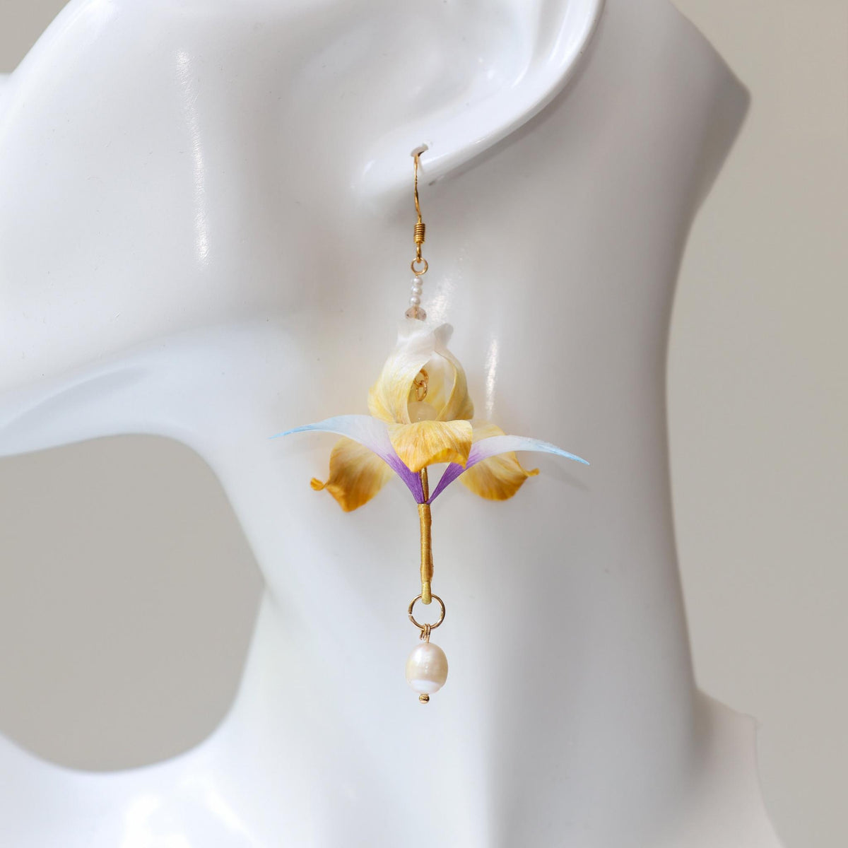 Iris Earrings No.002